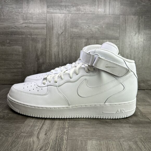 Nike Air Force 1 Mid '07 Men's size 17 Triple White Shoes CW2289-111 - Picture 2 of 8